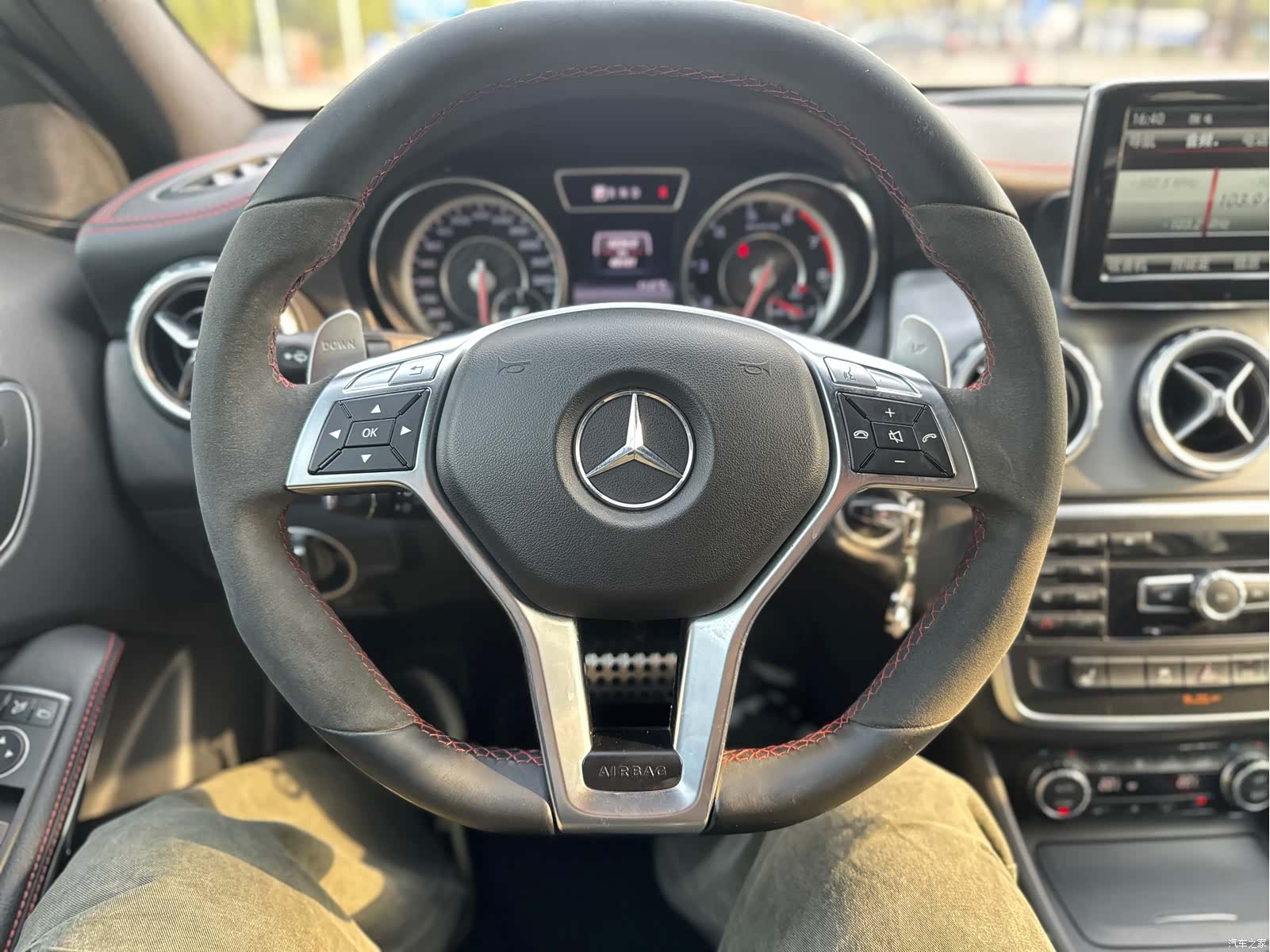 Mercedes-Benz GLA, 2015 24