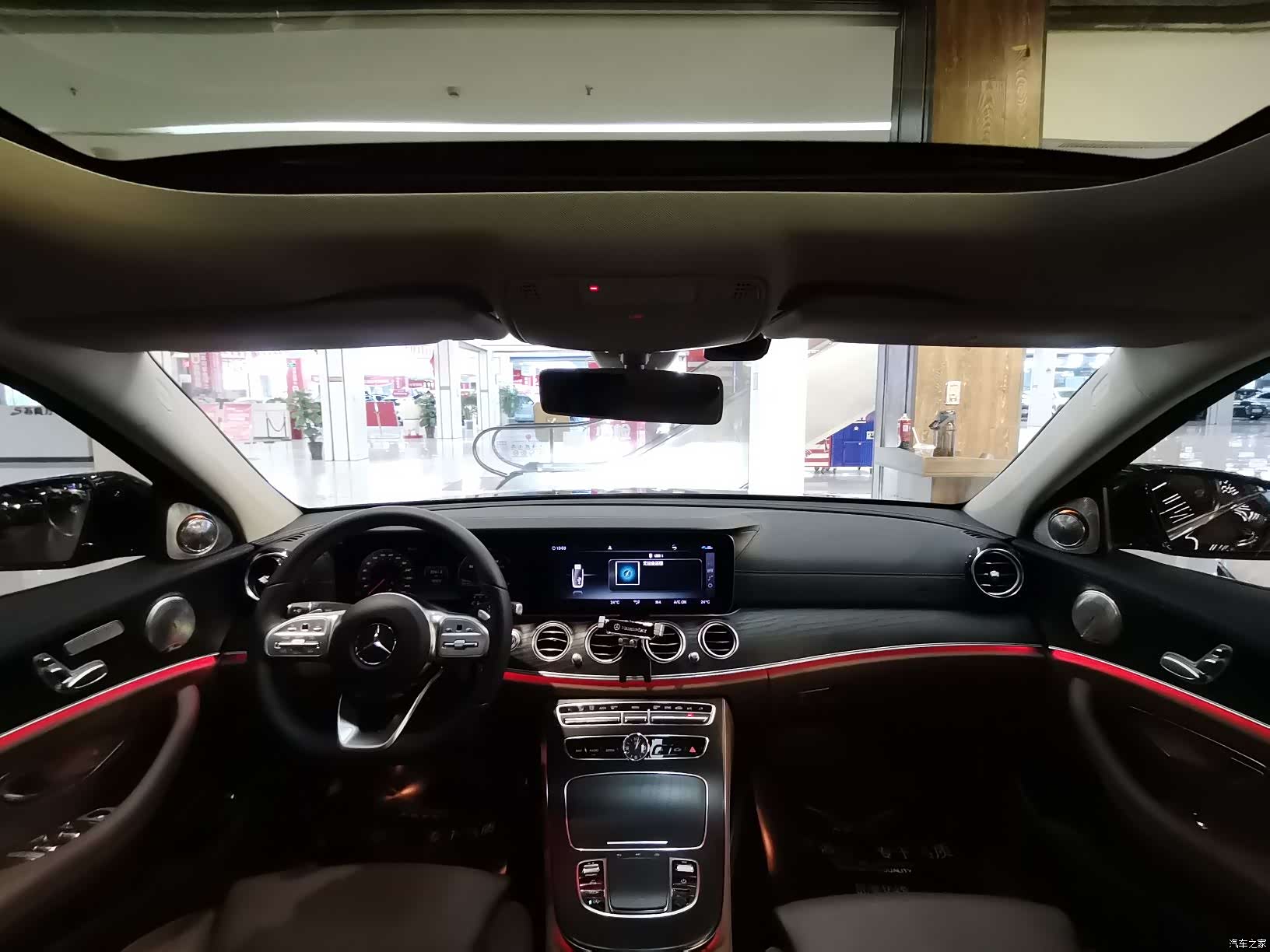 Mercedes-Benz E-Class, 2019 10