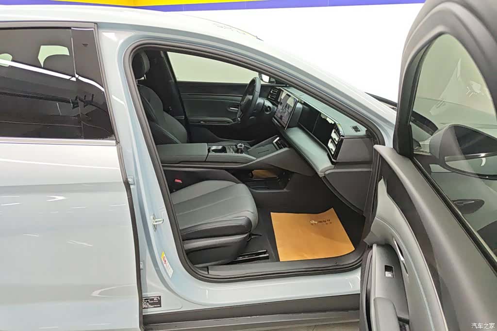 BYD Qin, 2025 8
