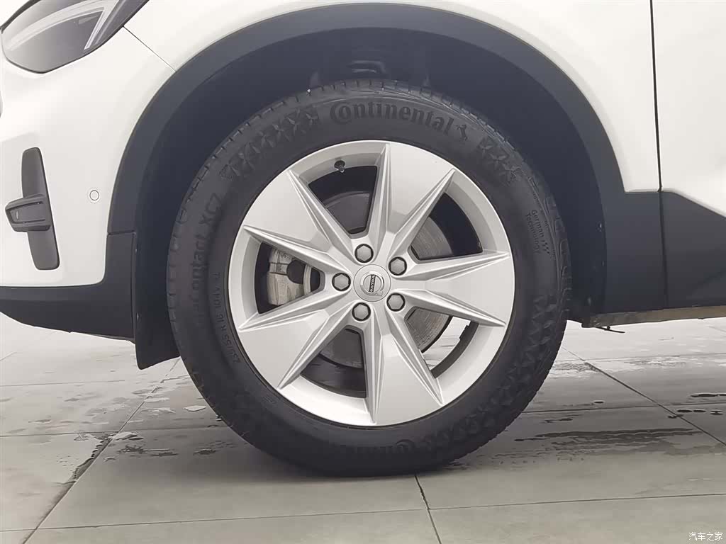 Volvo XC40, 2023 17