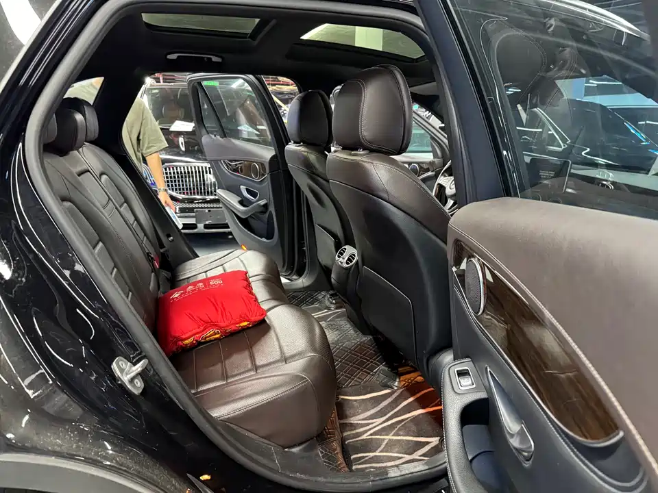 Mercedes-Benz GLC Mercedes-Benz GLC