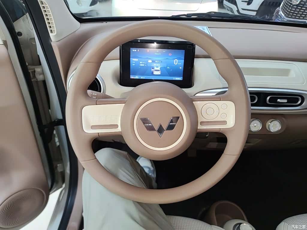 Wuling MINIEV, 2025 11