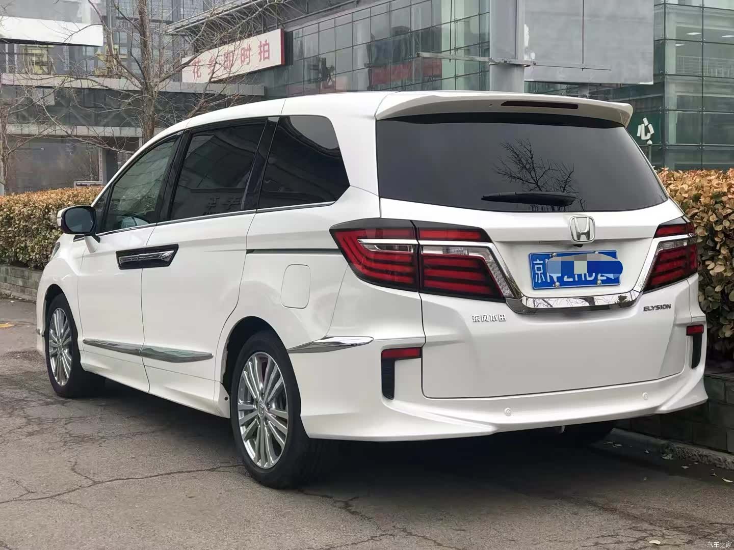 Honda Elysion, 2018 3