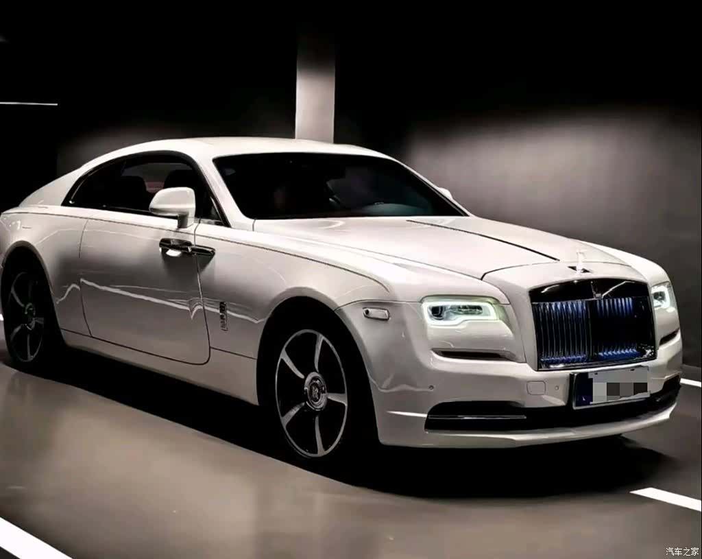 Rolls-Royce Wraith, 2015 6