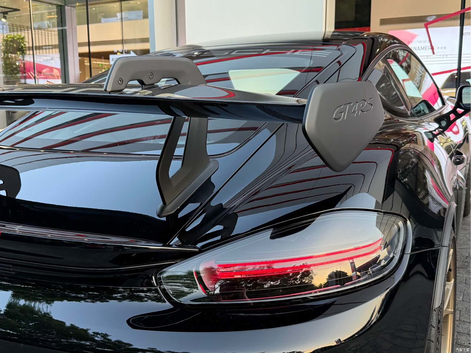 Porsche Cayman, 2024 13