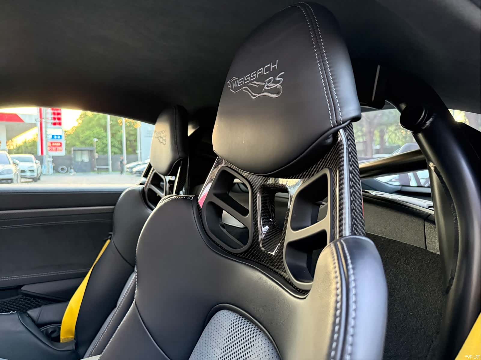 Porsche Cayman, 2024 9