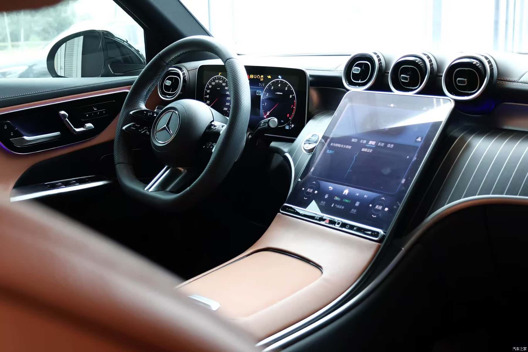 Mercedes-Benz GLC, 2023 7