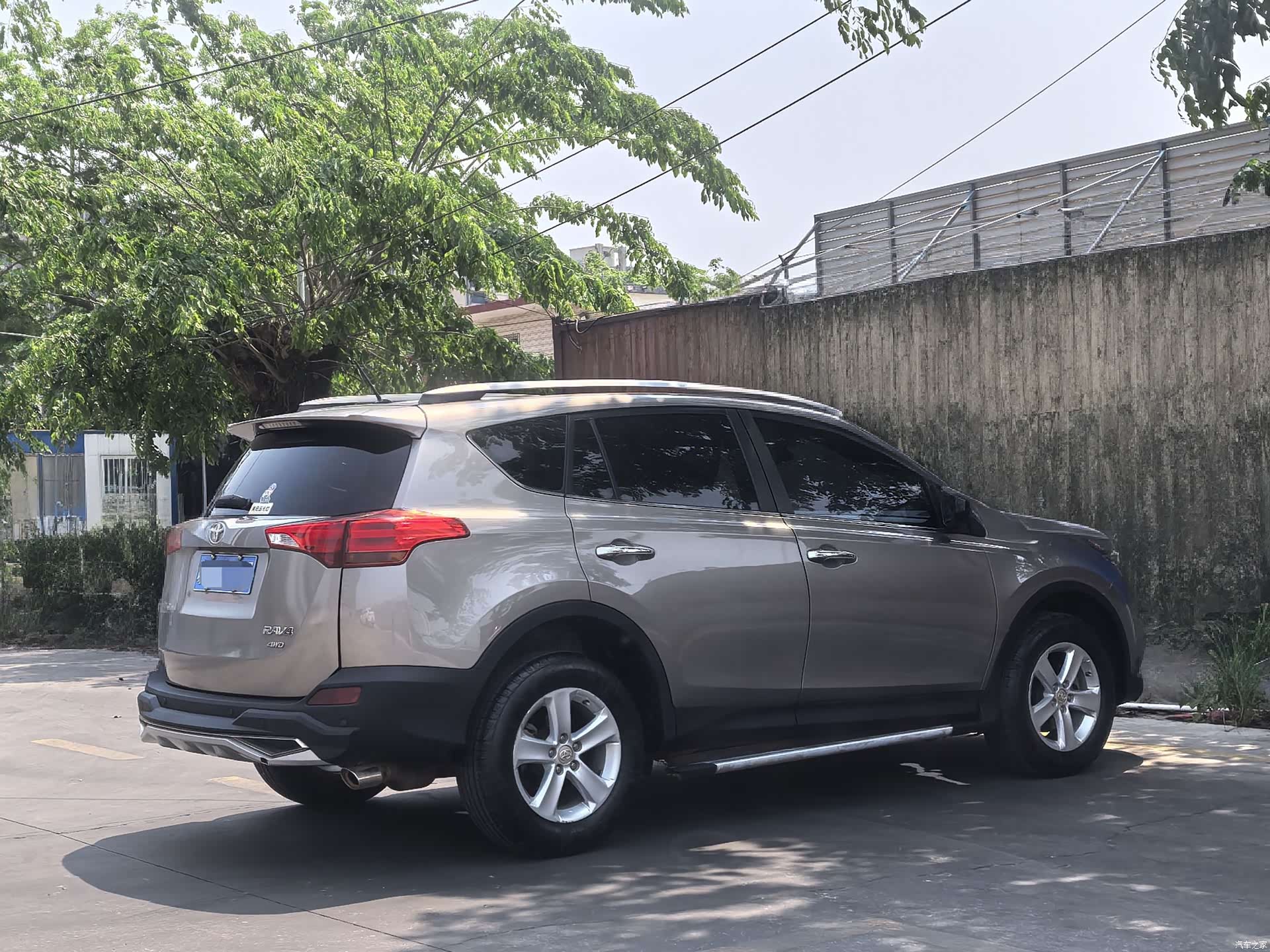 Toyota RAV4, 2014 9