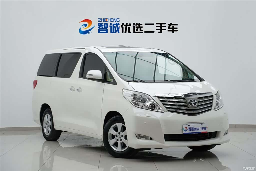 Toyota Alphard, 2011 3