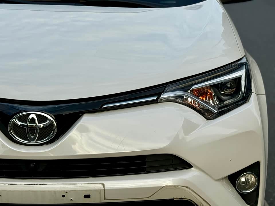 Toyota RAV4 Rongfang