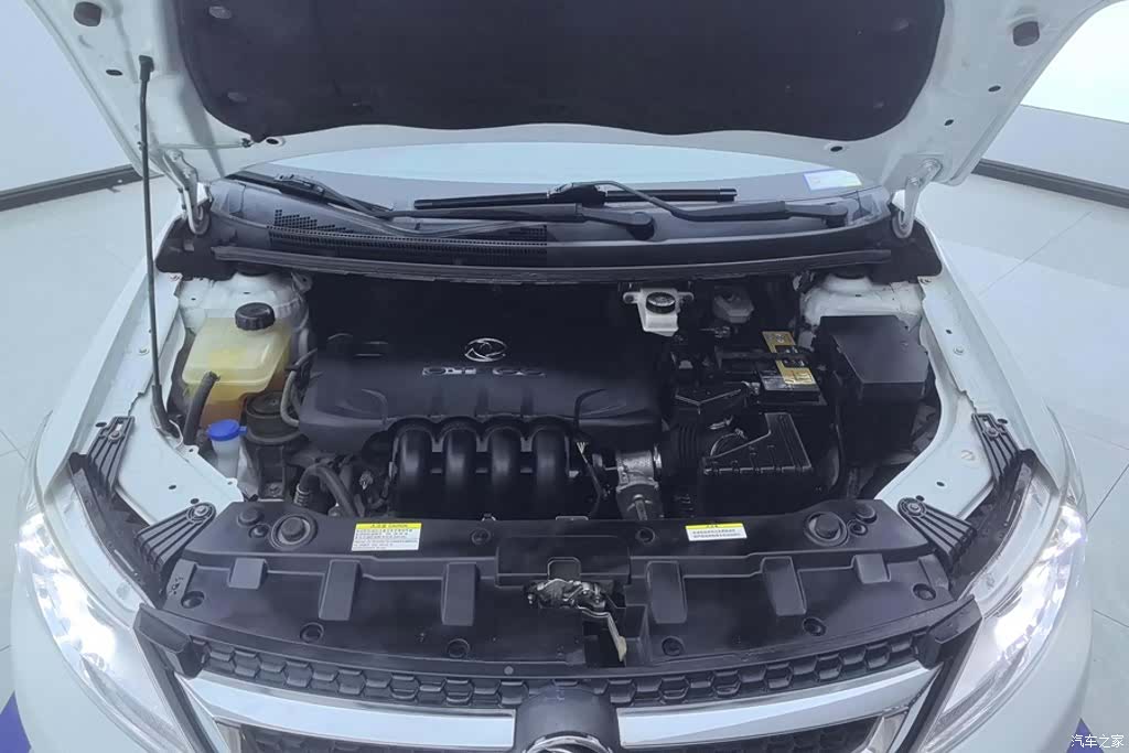DongFeng AX3, 2016 10