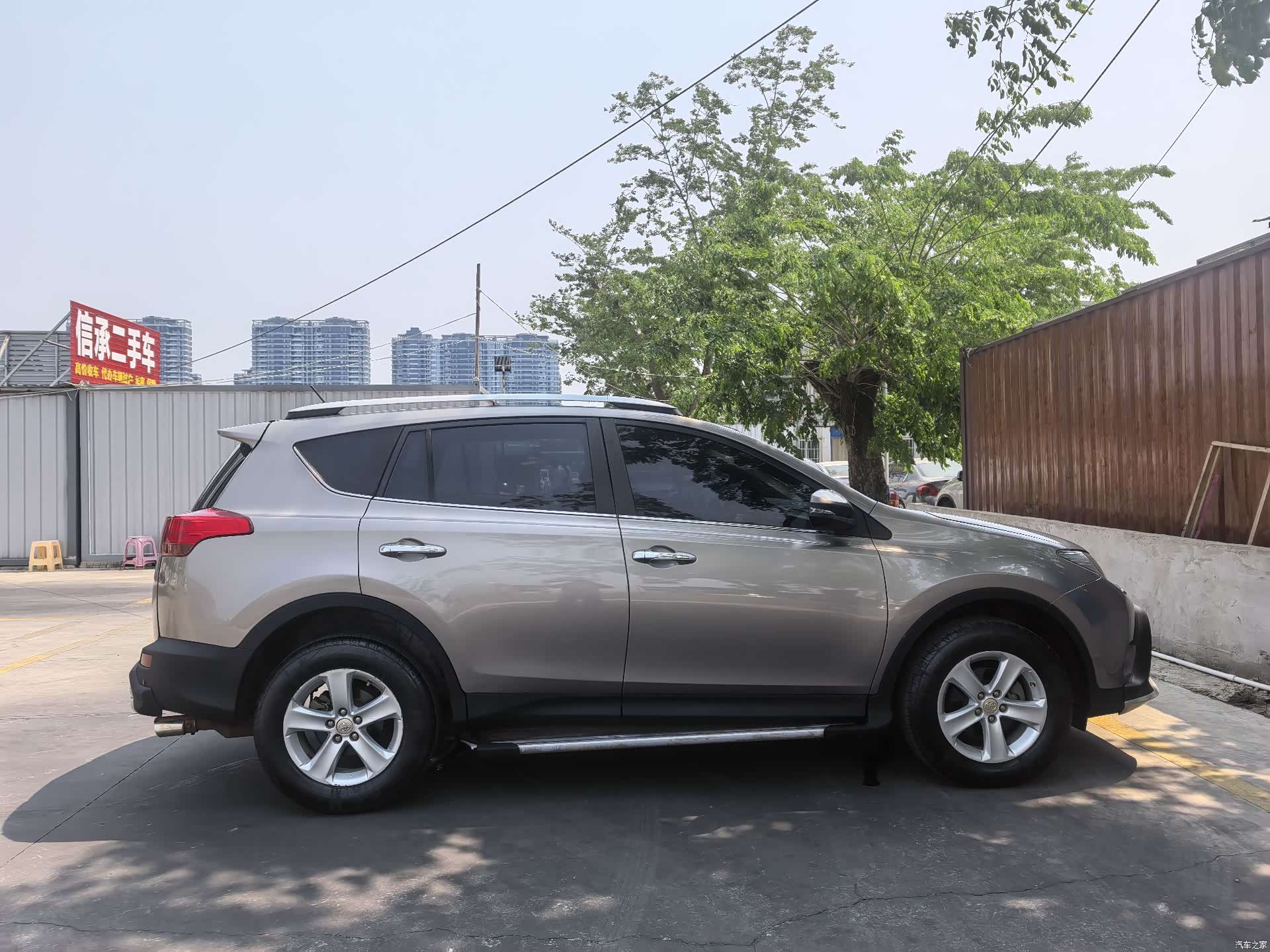 Toyota RAV4, 2014 10