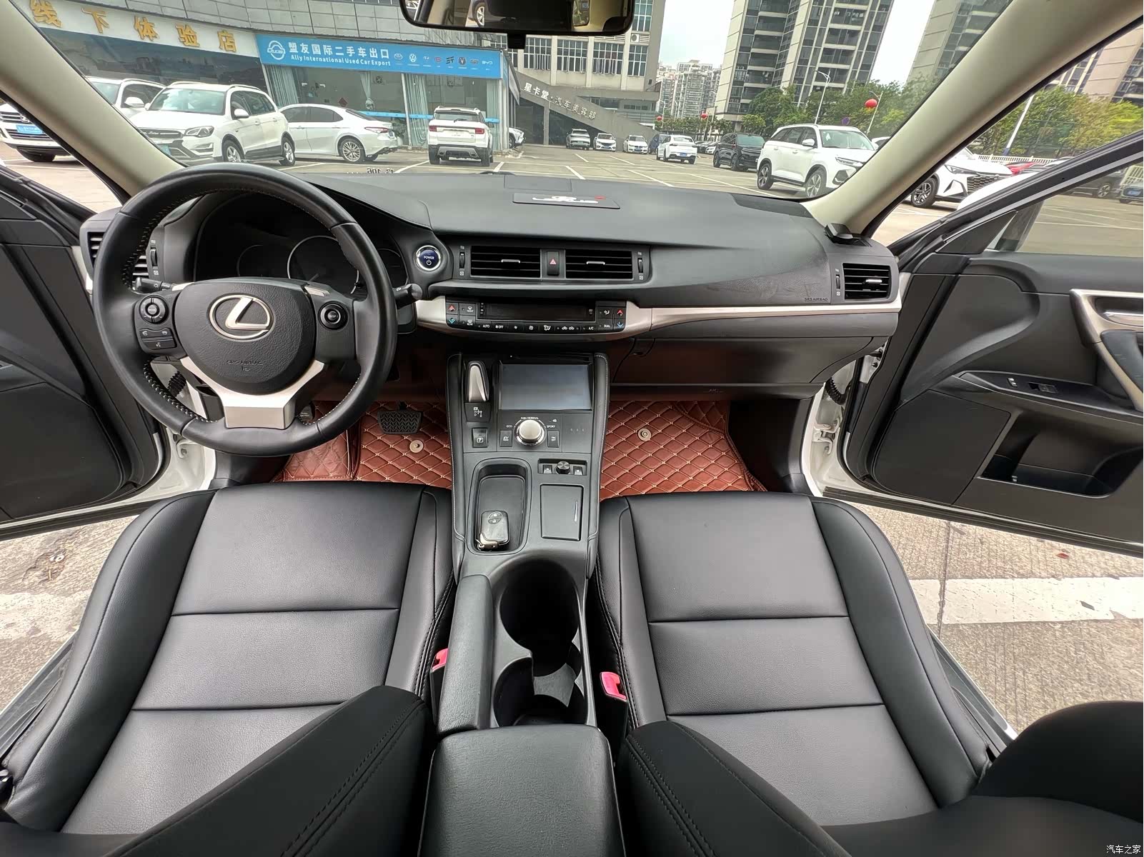 Lexus CT, 2014 17