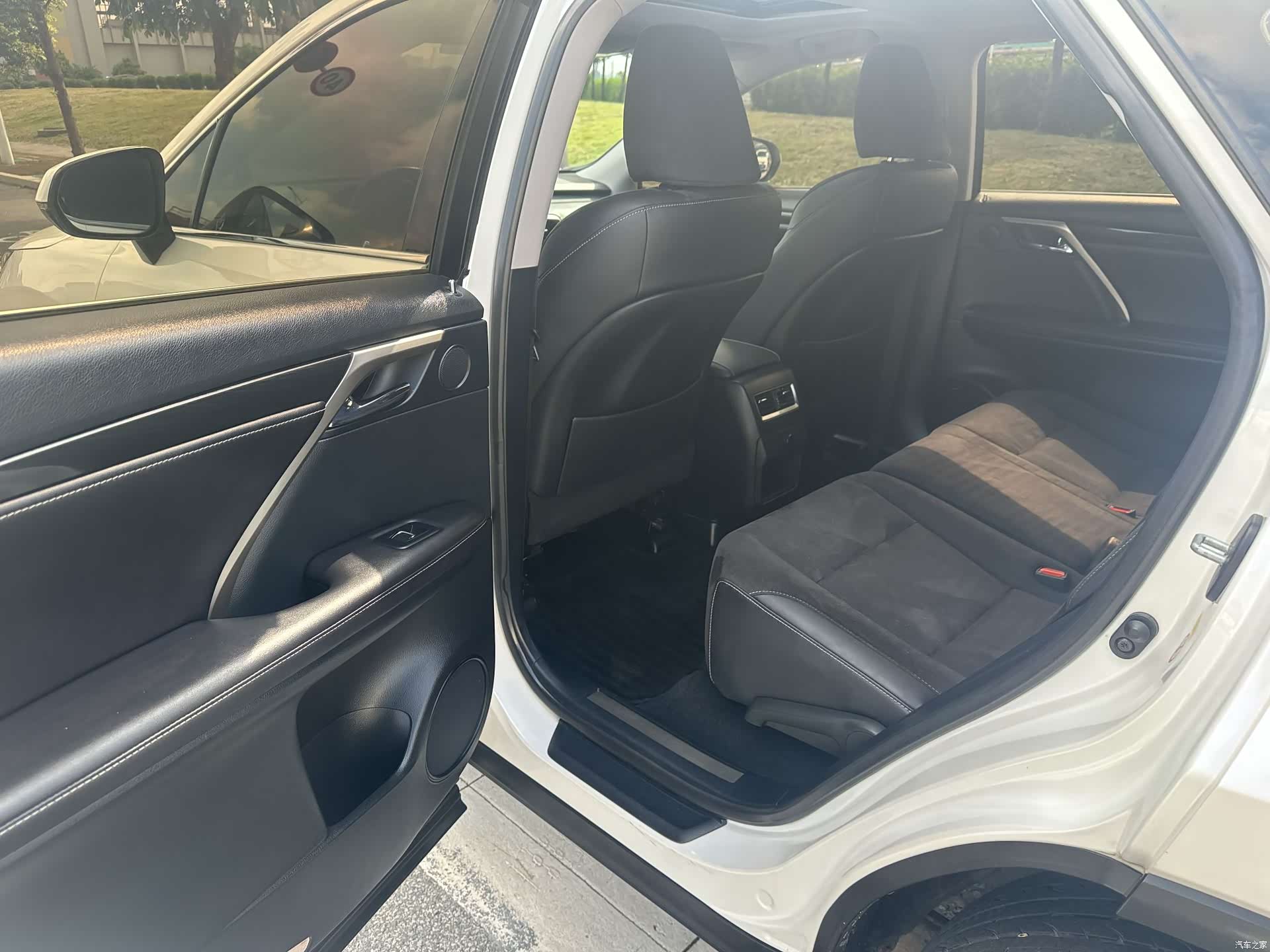 Lexus RX, 2016 14