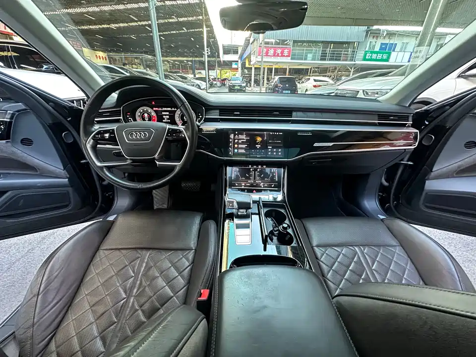 Audi A8 Audi A8
