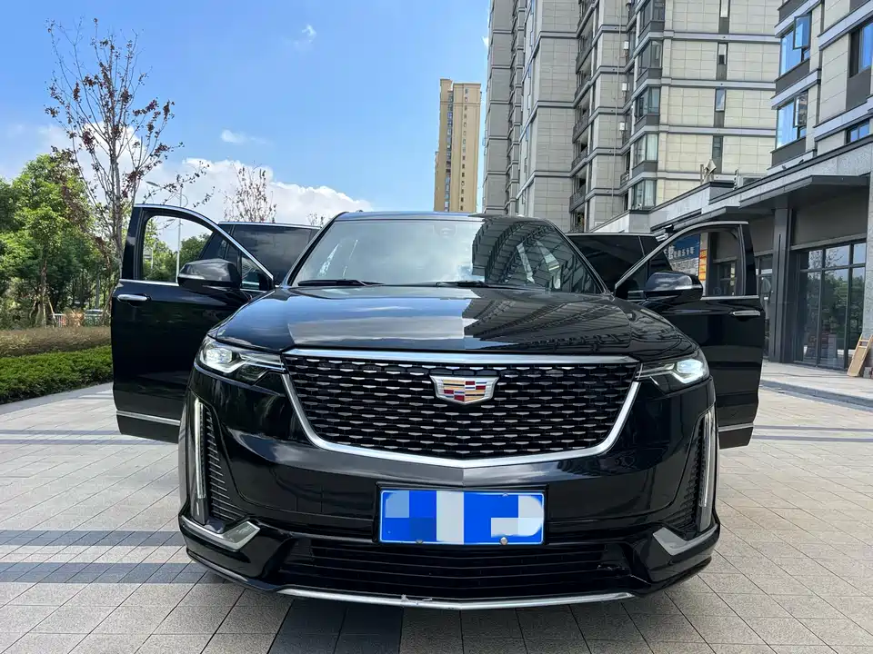 Cadillac XT6