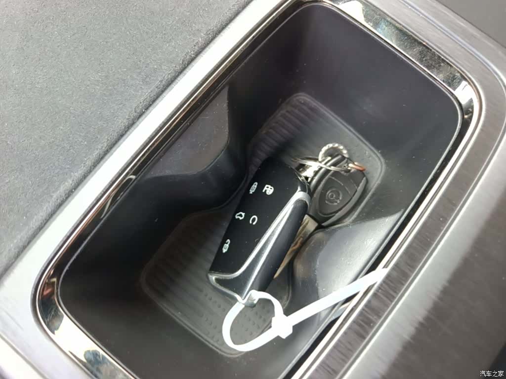 DongFeng L7, 2025 9