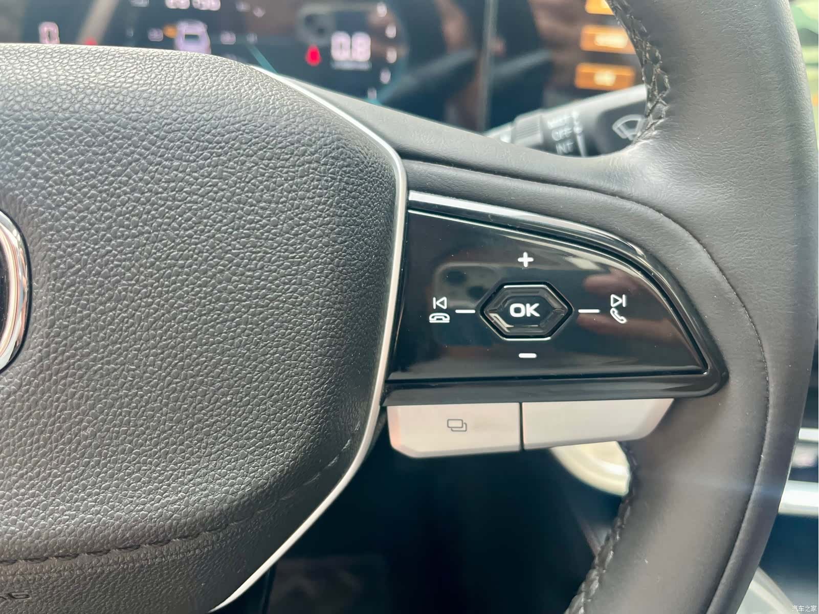Changan Eado, 2023 8