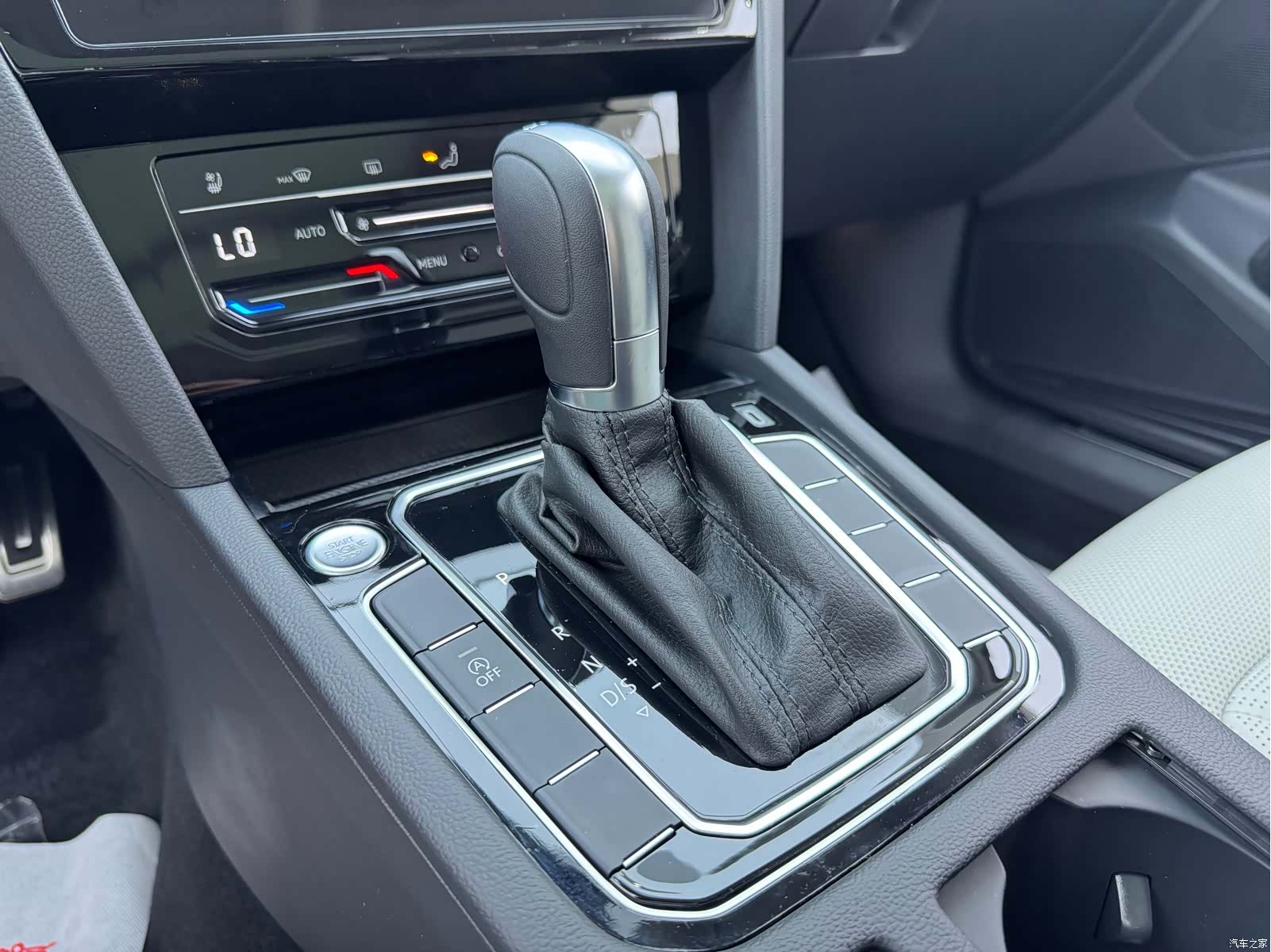 Volkswagen Magotan, 2024 9