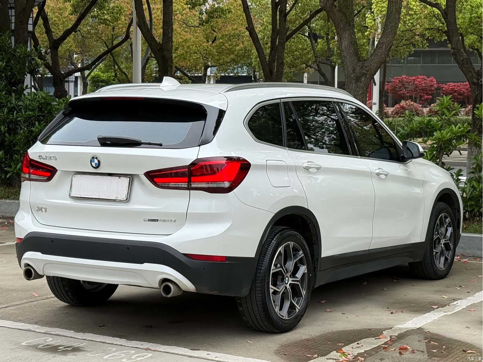 BMW X1, 2023 все фото