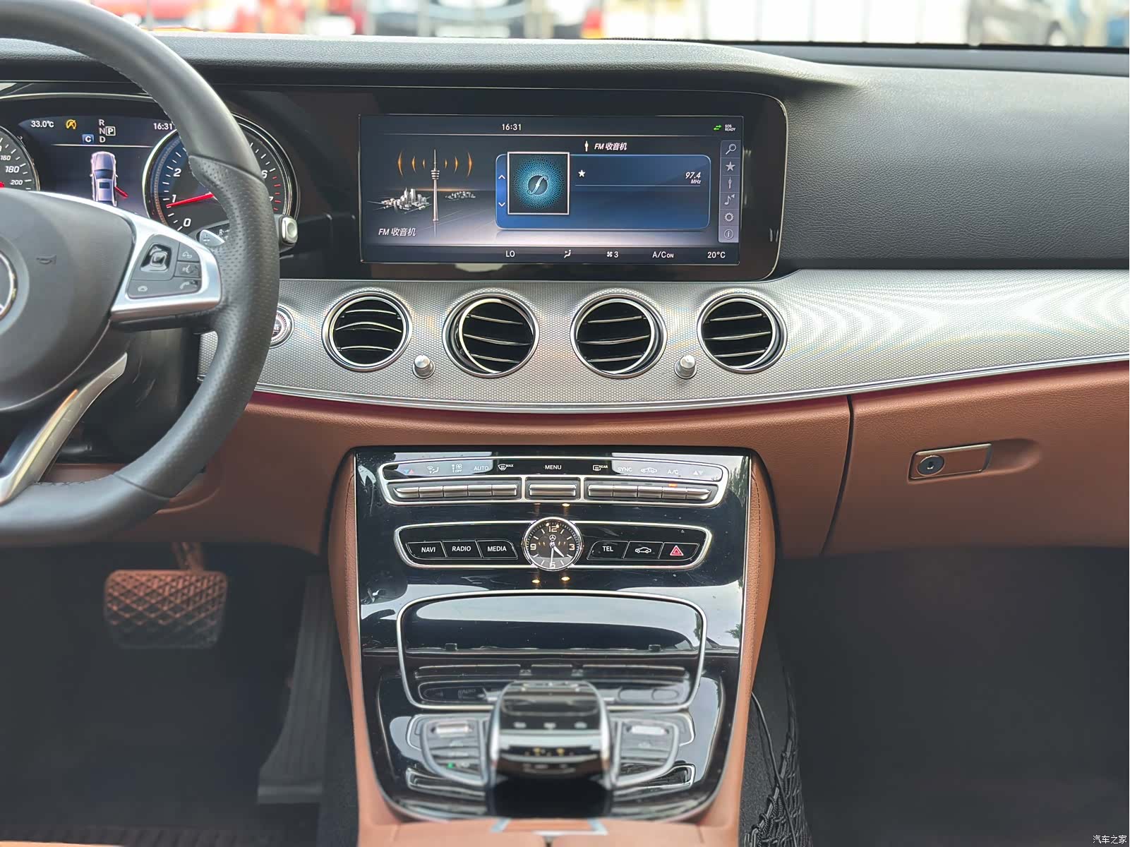 Mercedes-Benz E-Class, 2018 29