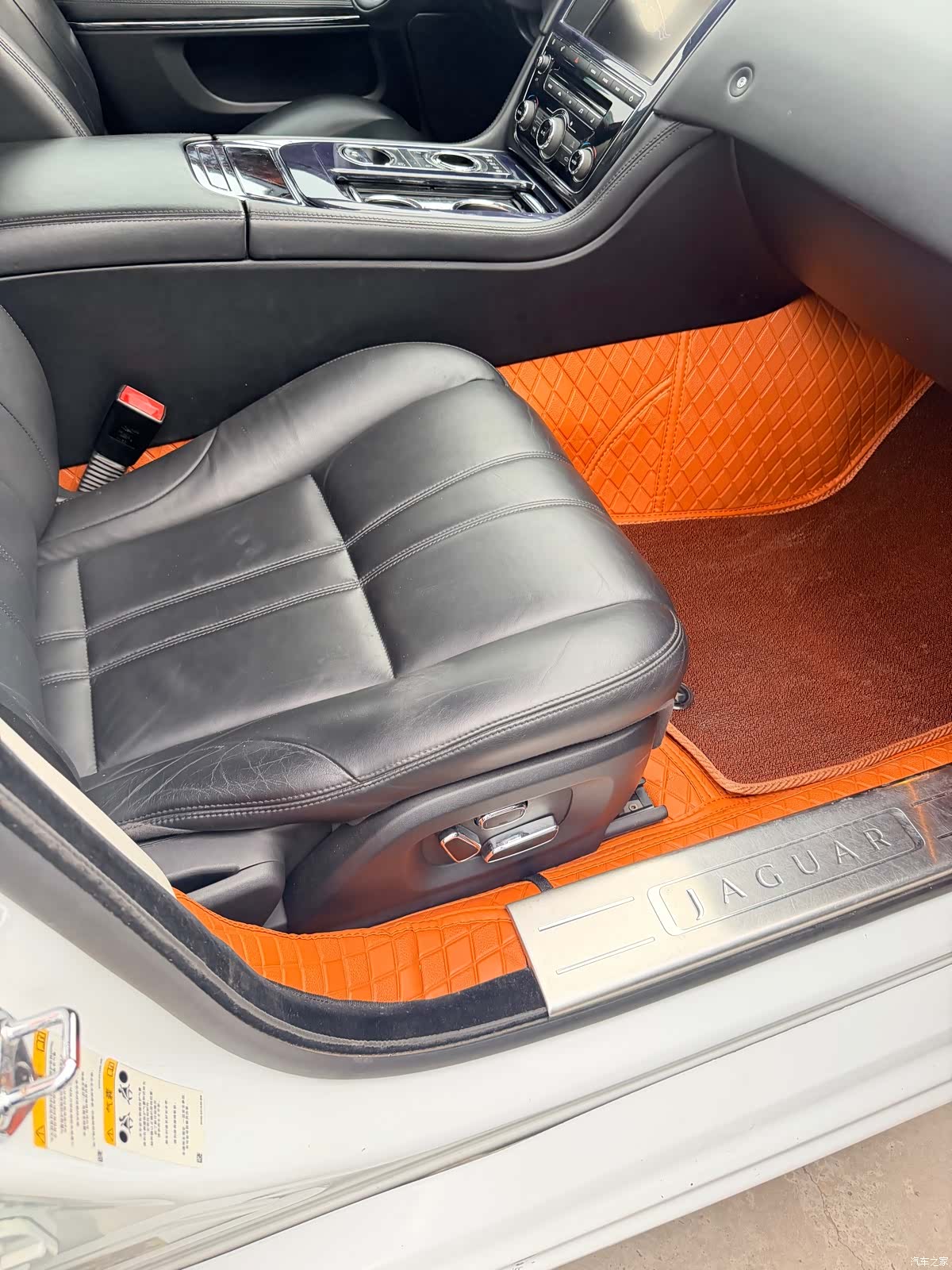 Jaguar XJ, 2012 18