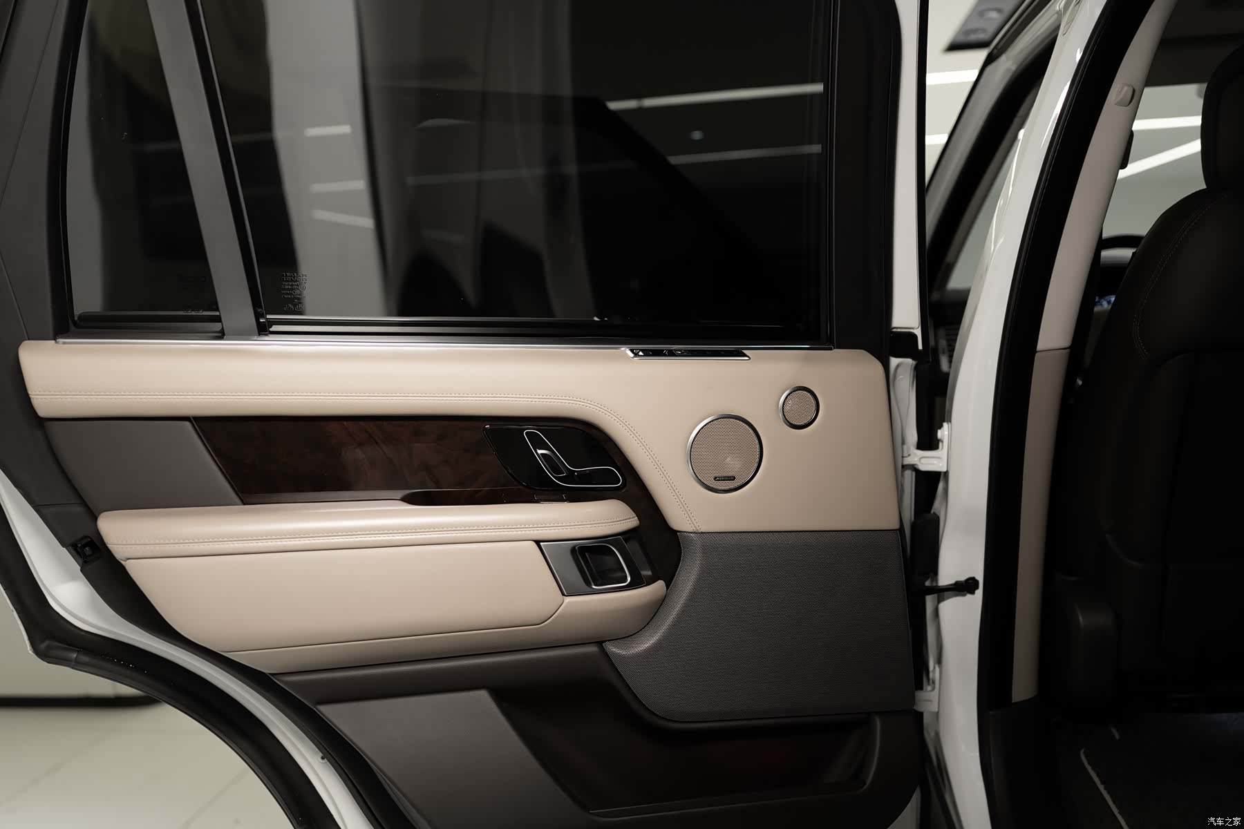 Land Rover Range Rover, 2021 14