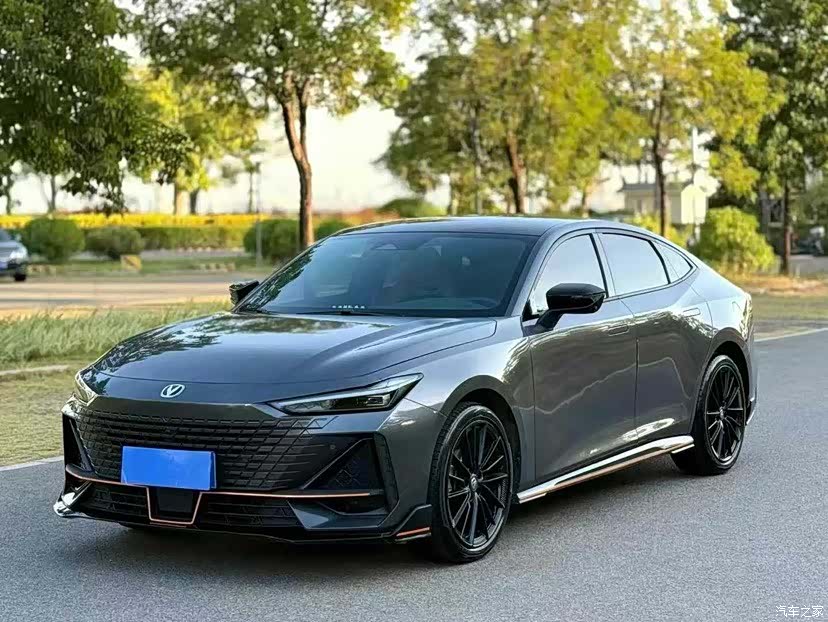 Changan UNI-V, 2022 1