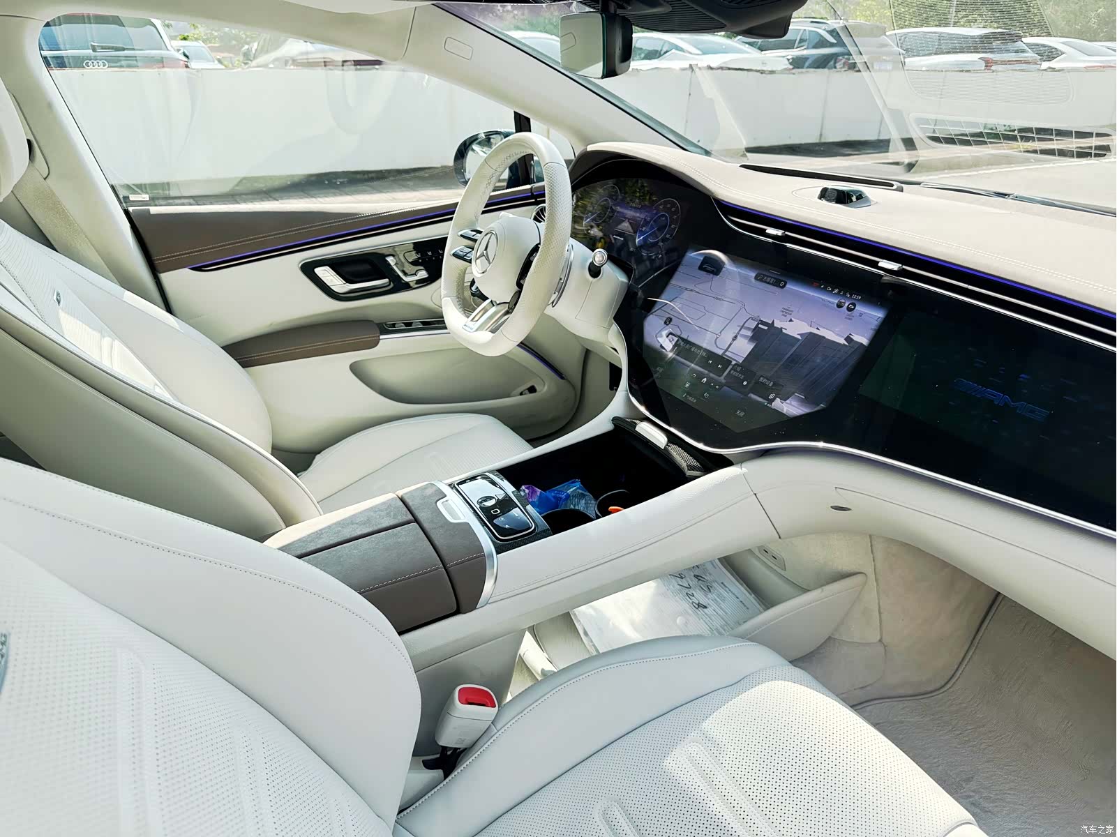 Mercedes-Benz EQS, 2024 15