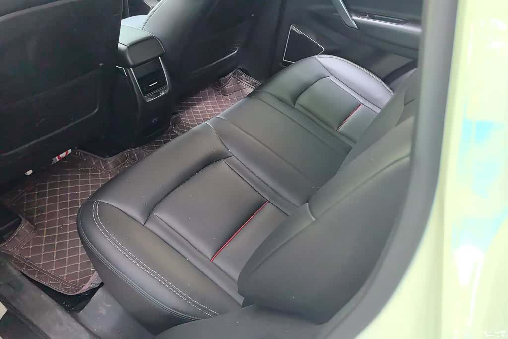Geely Boyue, 2018 11