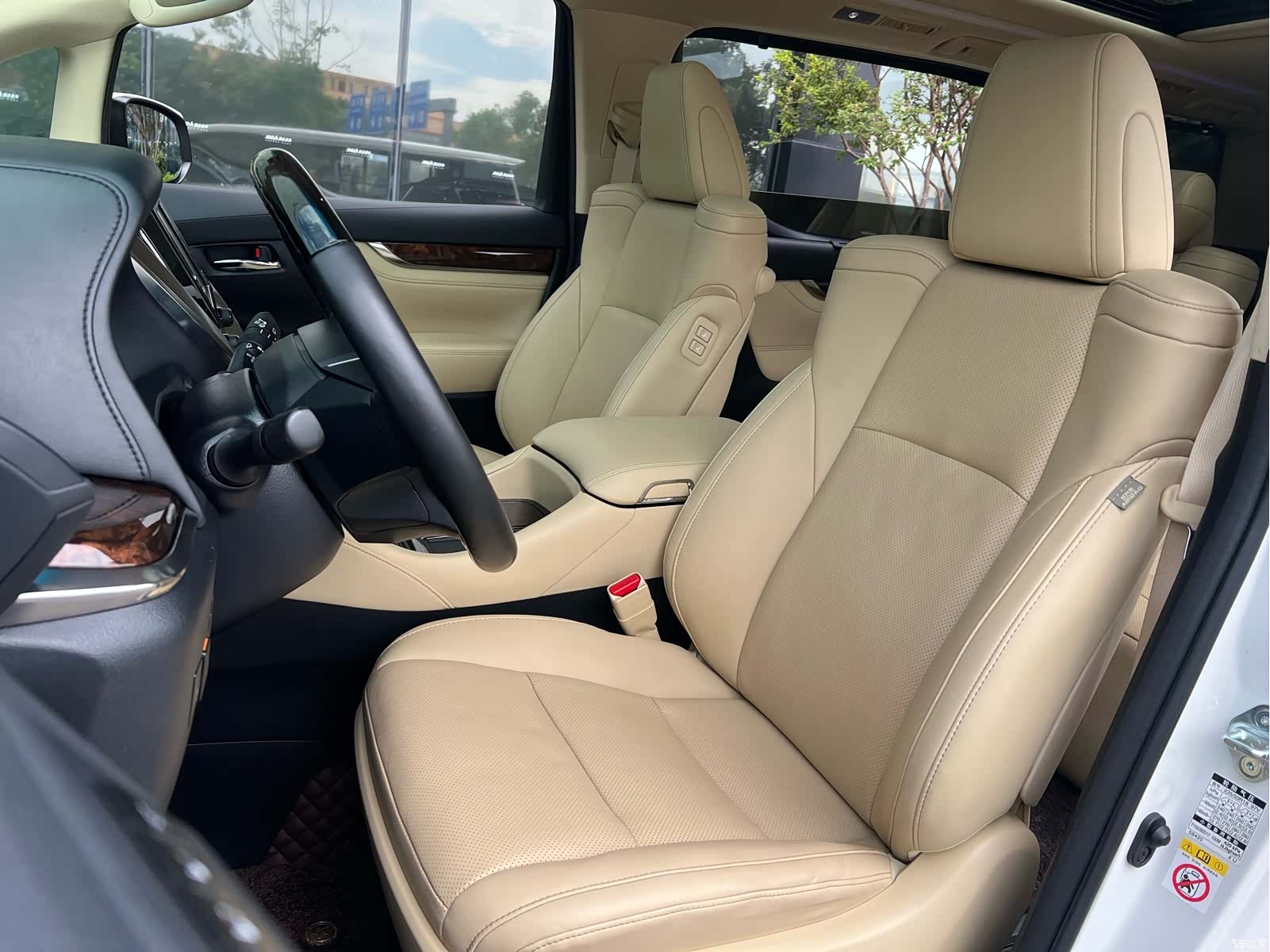 Toyota Alphard, 2019 6