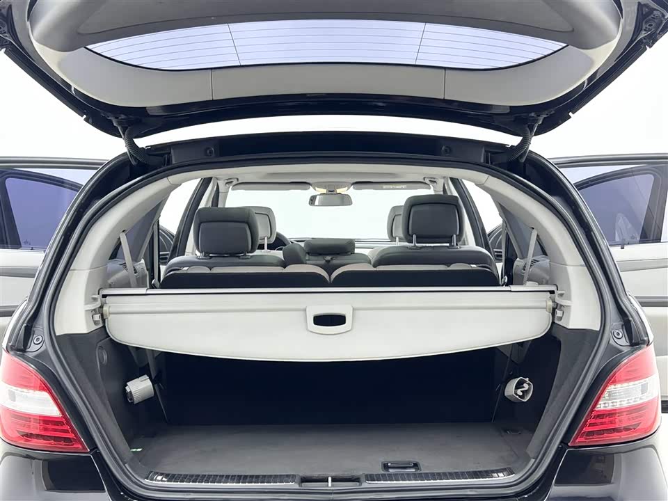 Mercedes-Benz R-class