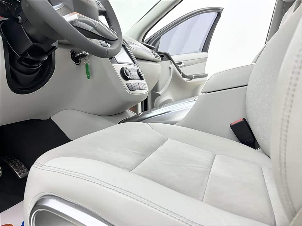 Mercedes-Benz R-class