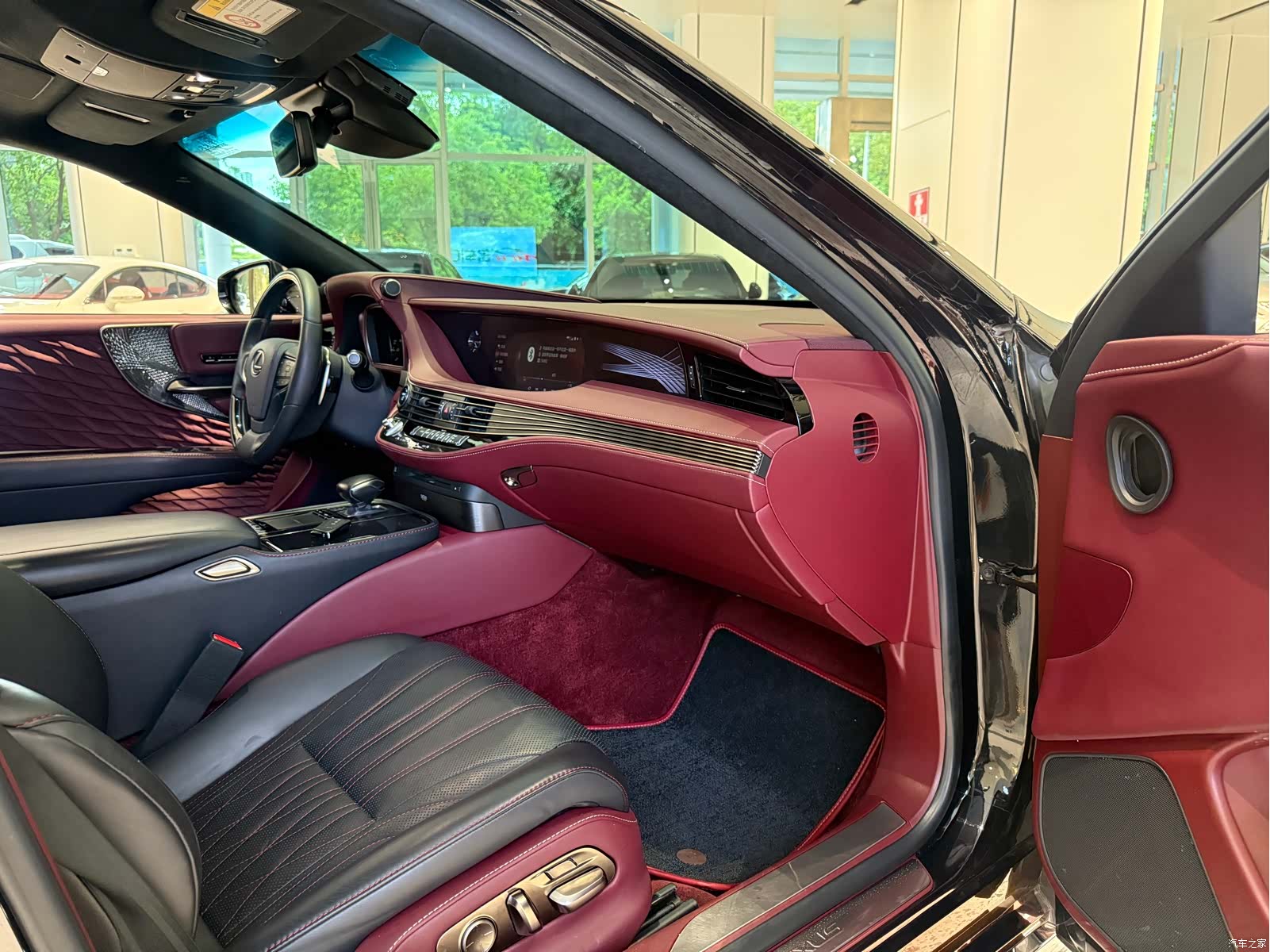 Lexus LS, 2019 10