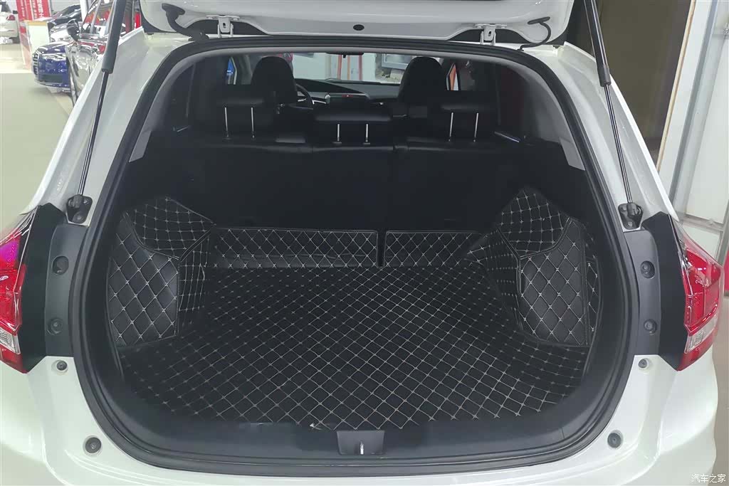 Honda Jade, 2018 4