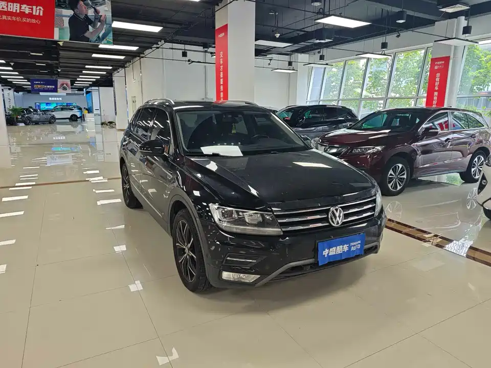 Volkswagen Tiguan L