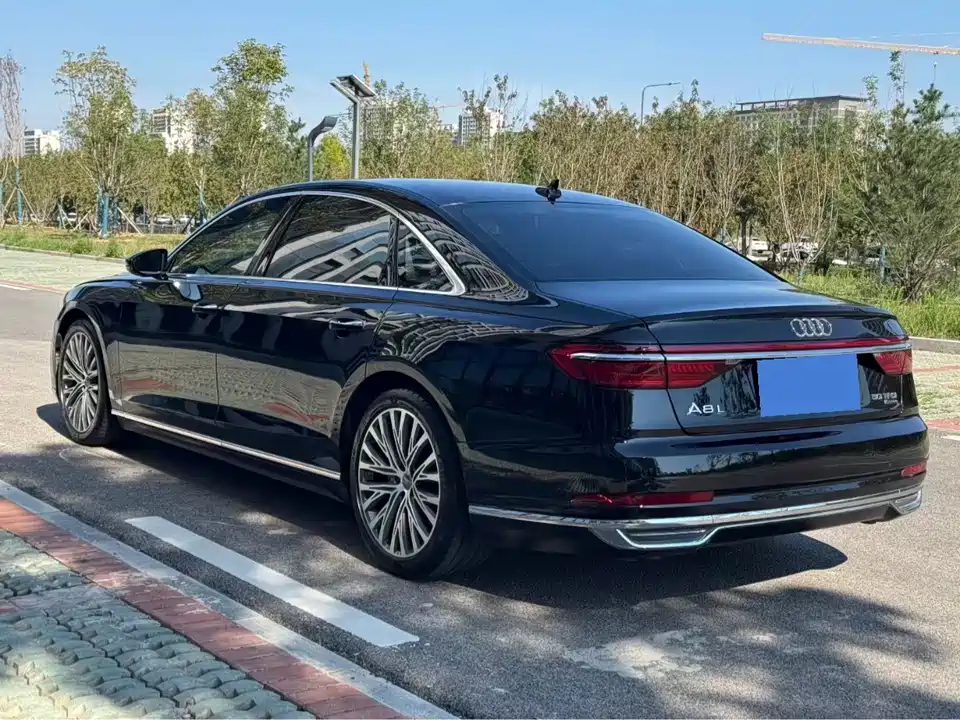 Audi A8 Audi A8