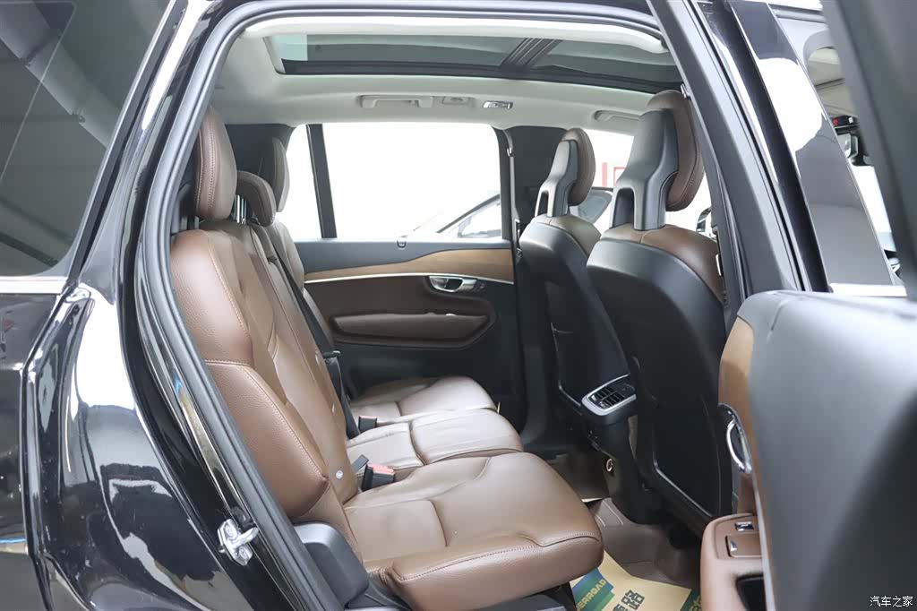 Volvo XC90, 2020 17
