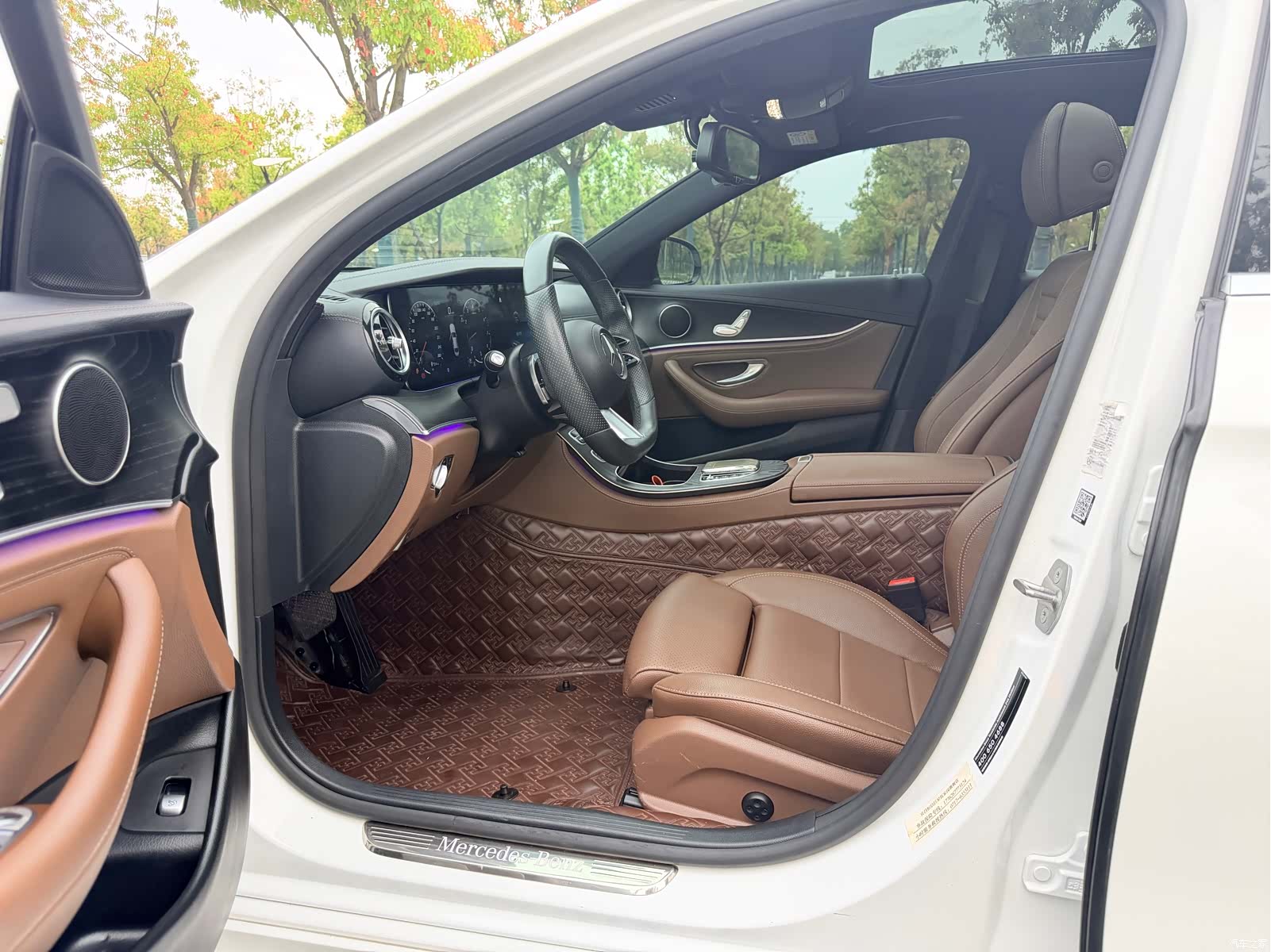 Mercedes-Benz E-Class, 2021 4