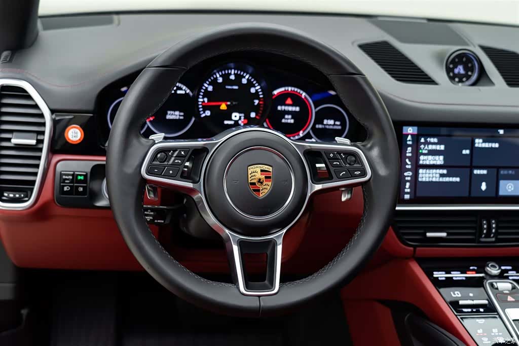 Porsche Cayenne, 2019 13