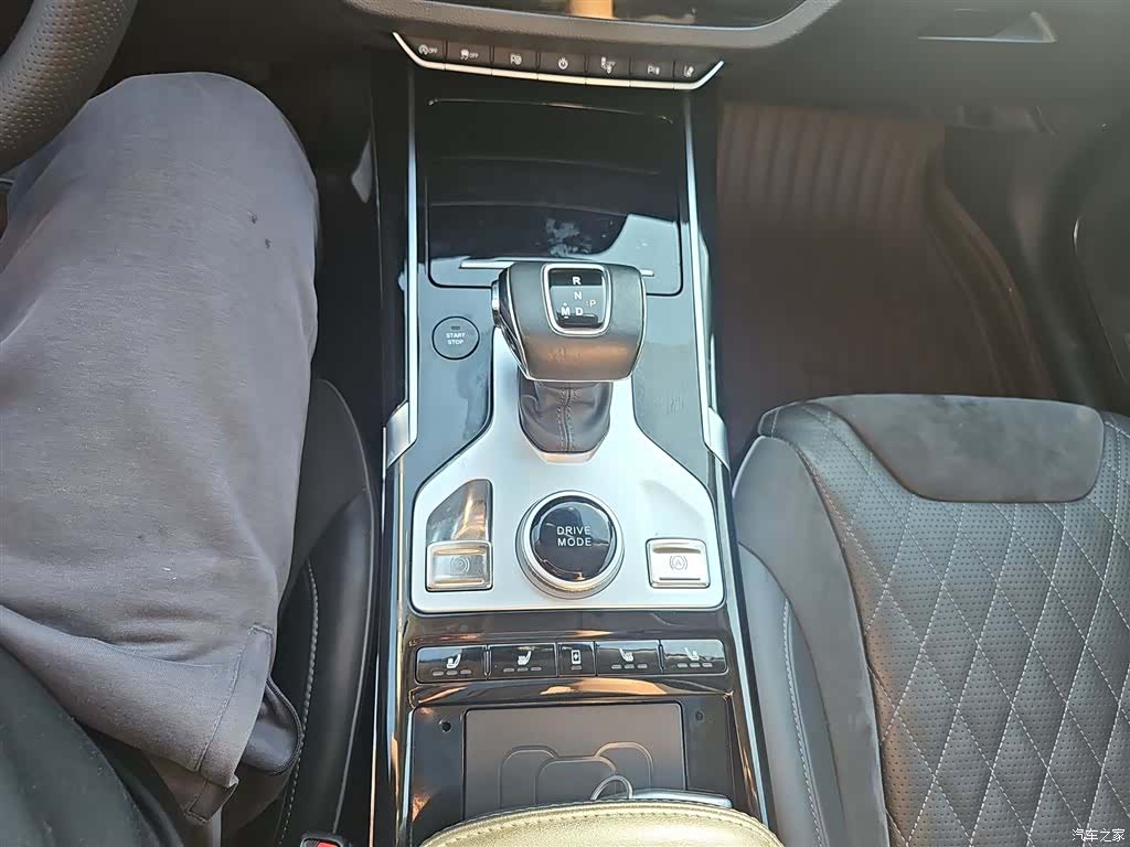 Hongqi HS5, 2020 14