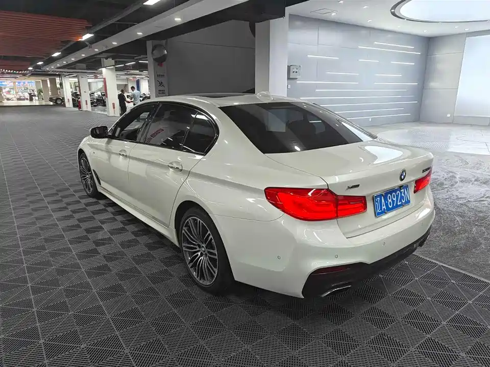 BMW 5 series BMW 5 series