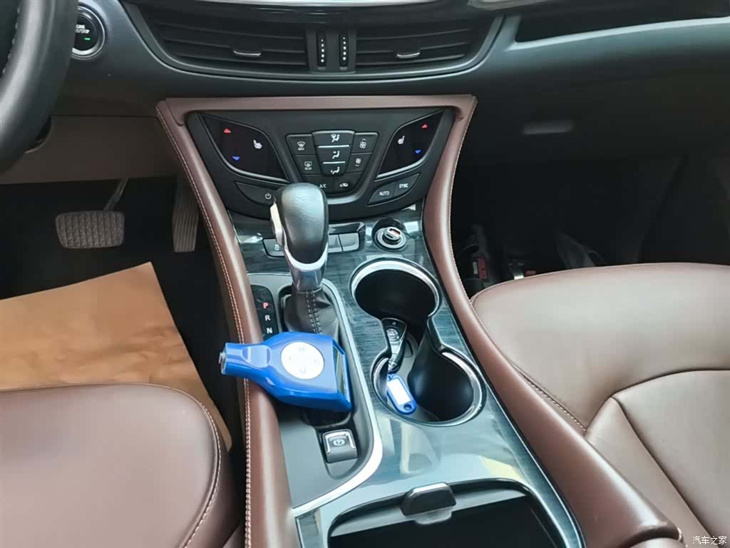 Buick Envision Plus, 2021 14
