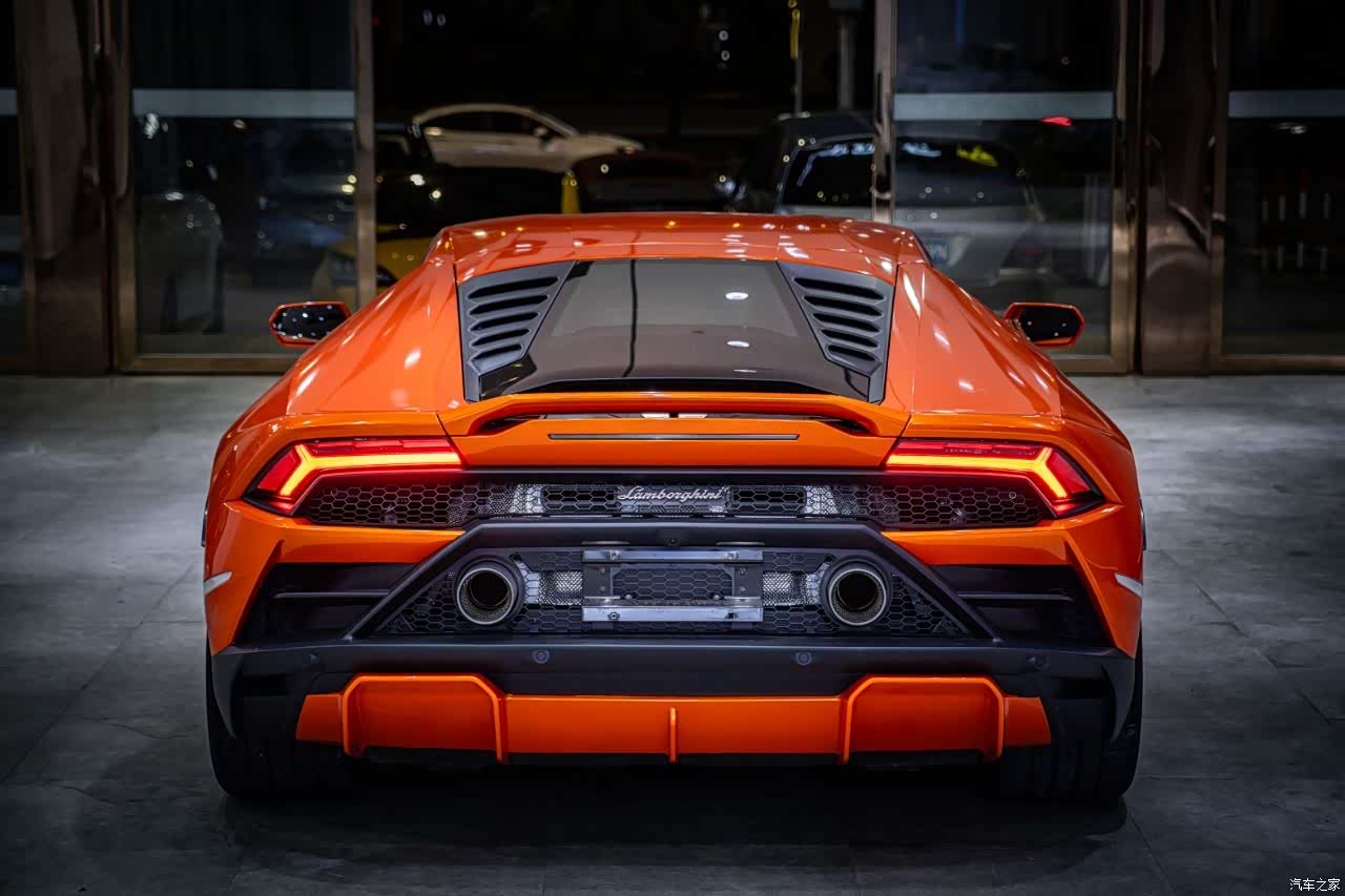 Lamborghini Huracán, 2023 9
