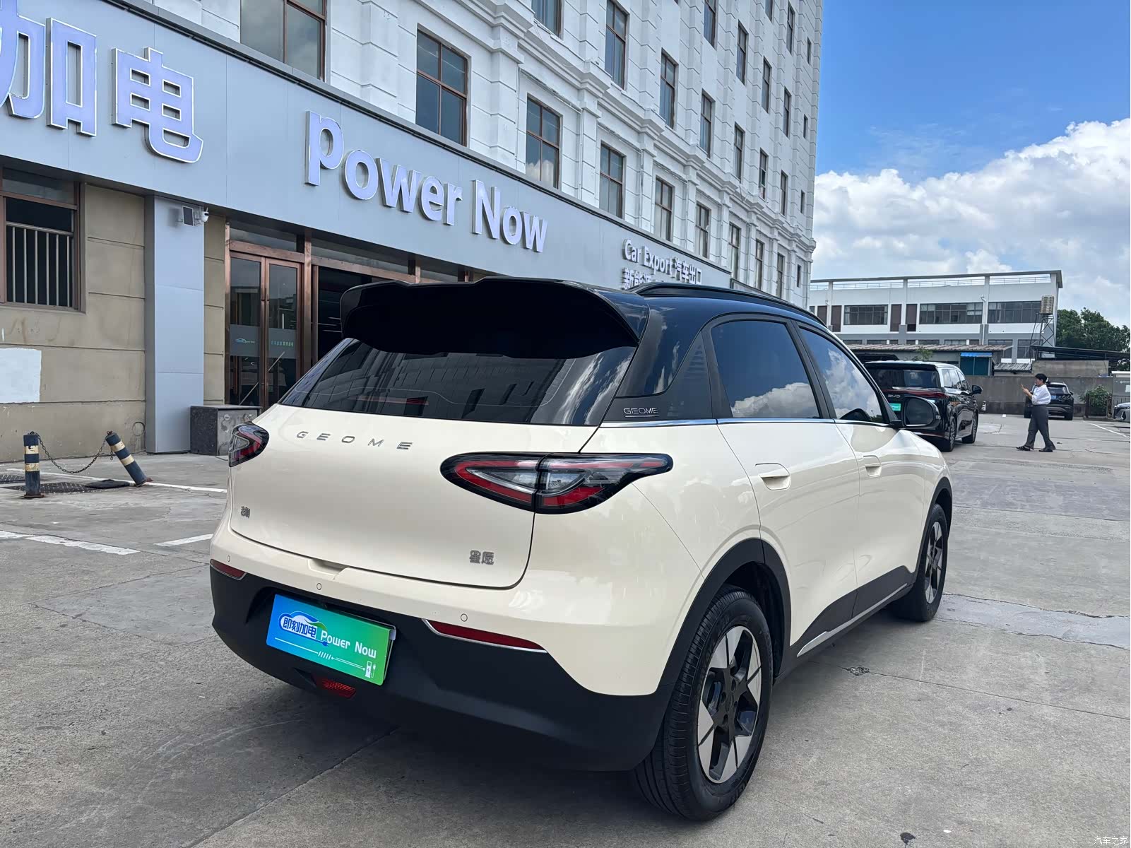 Geely Xingyuan, 2024 все фото
