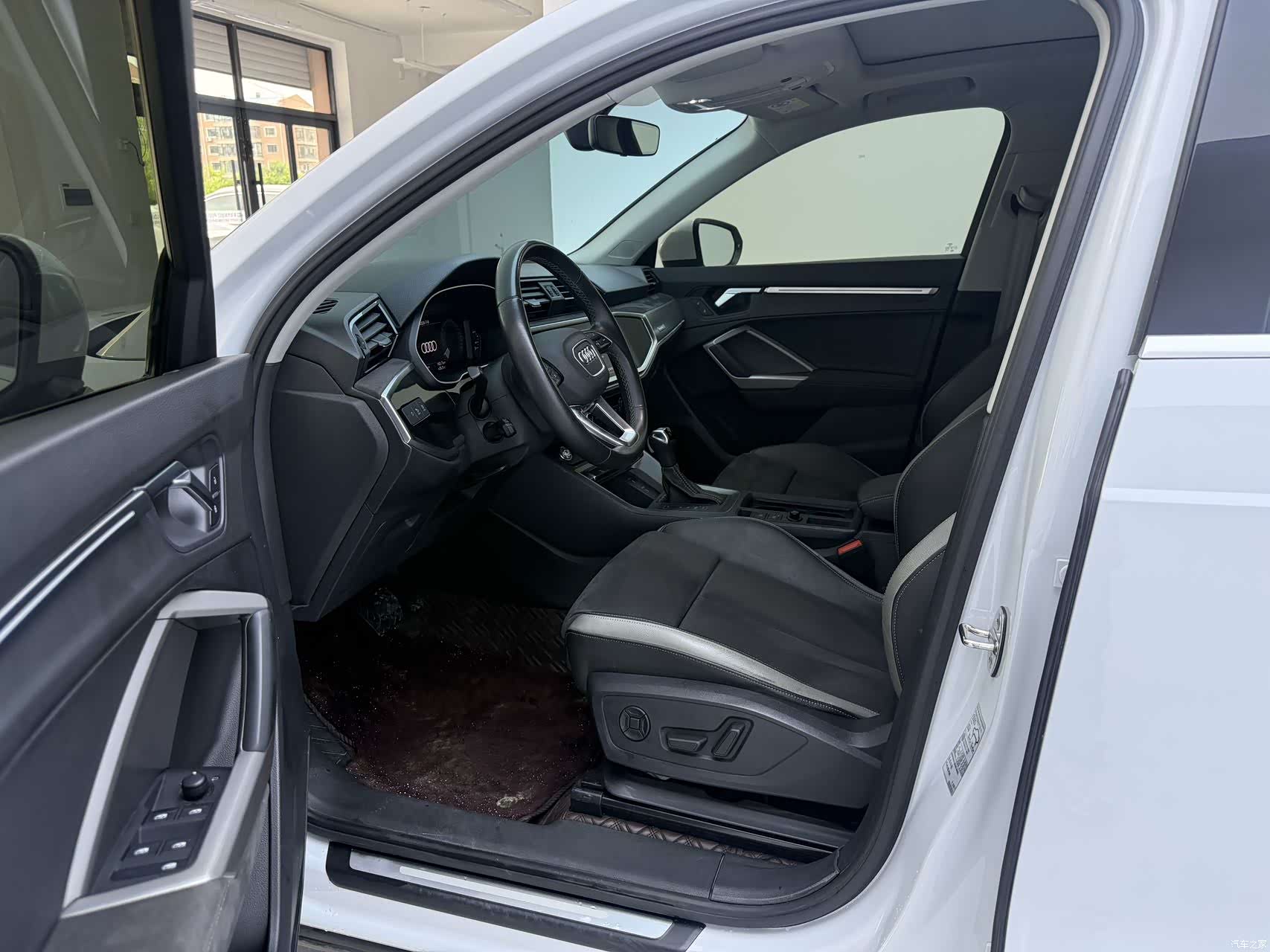 Audi Q3, 2022 7