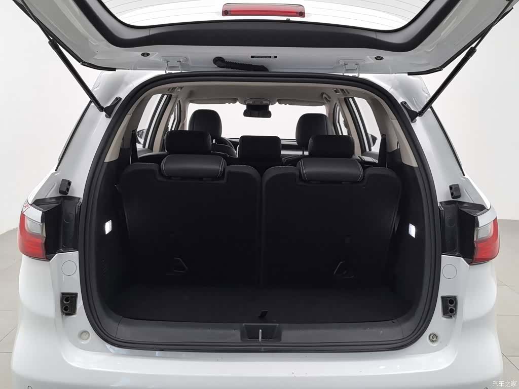 BYD Song, 2019 16