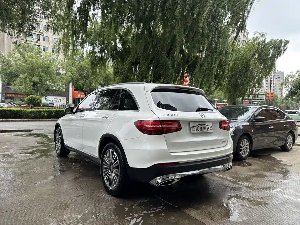 Mercedes-Benz GLC Mercedes-Benz GLC