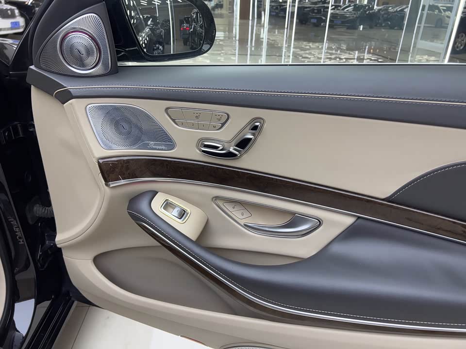 Mercedes-Benz Maybach S-class