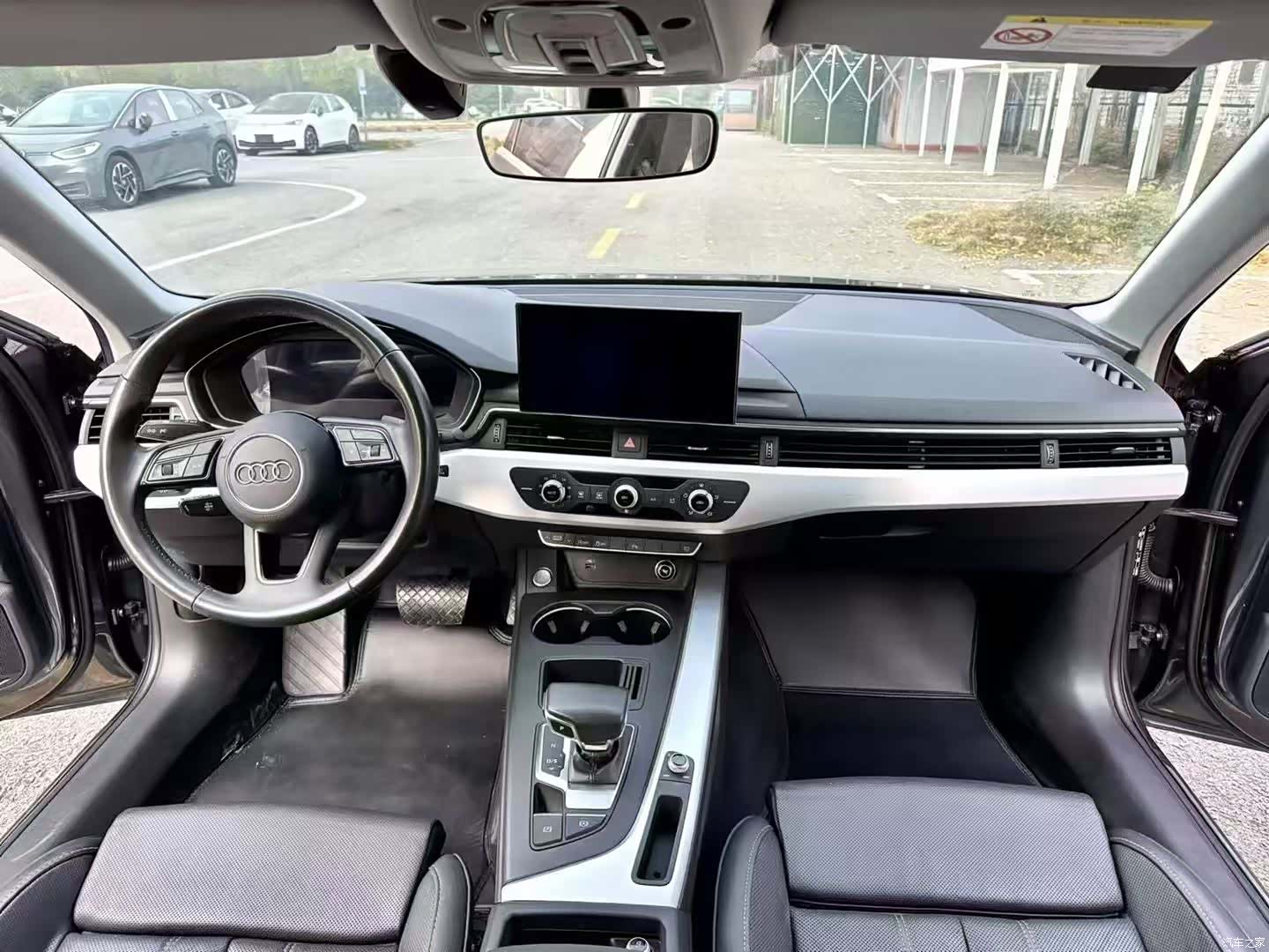 Audi A4L, 2024 все фото